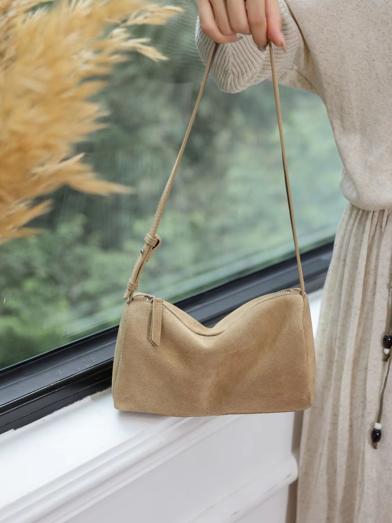 Matte Suede Cow Leather Cylind - Women Bags 2026 Trends ulasan dan harga
